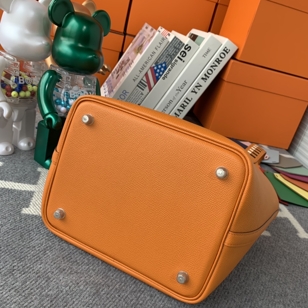 에르메스 피코탄22 옐로우브라운 은장 앱송